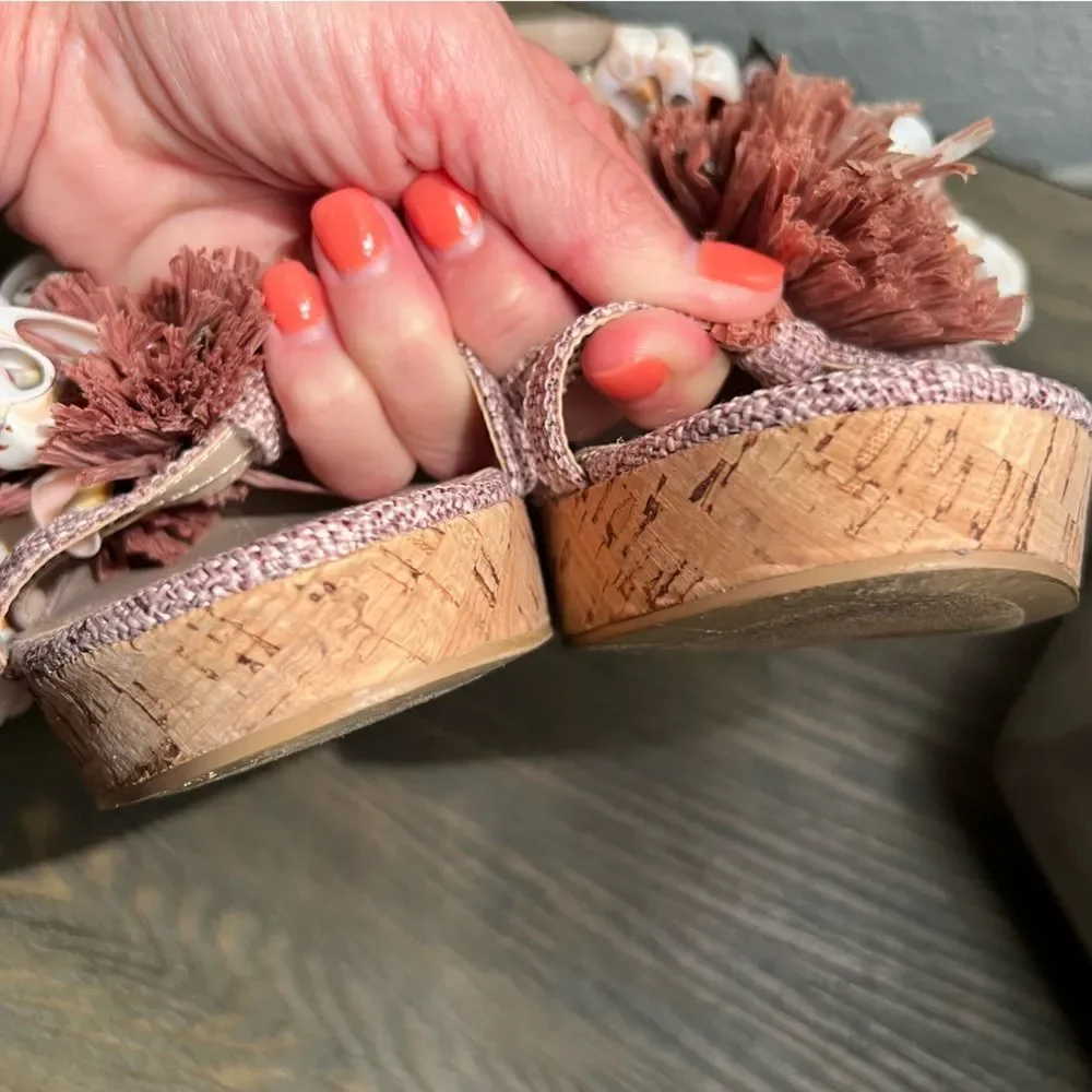 Charles by Charles David cork wedges 🌺 straw & shell embellishments 🌺 8.5